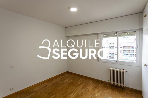 Inmueble en Calle de Conde la de Cimera, MADRID