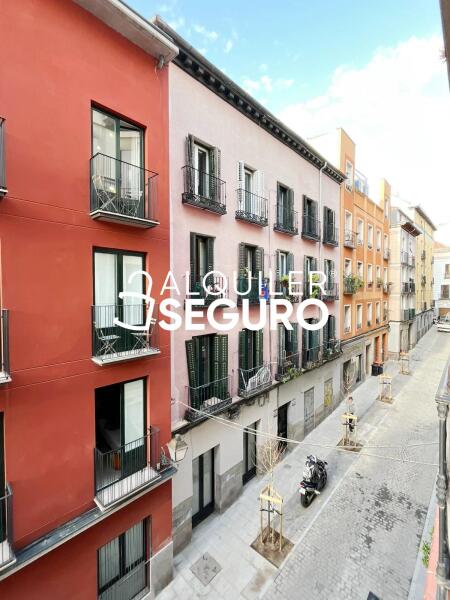 Inmueble en Calle de los Tres Peces , MADRID