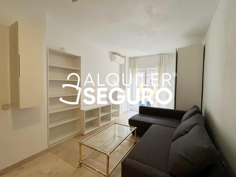 Inmueble en Calle de los Tres Peces , MADRID