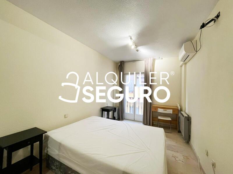 Inmueble en Calle de los Tres Peces , MADRID