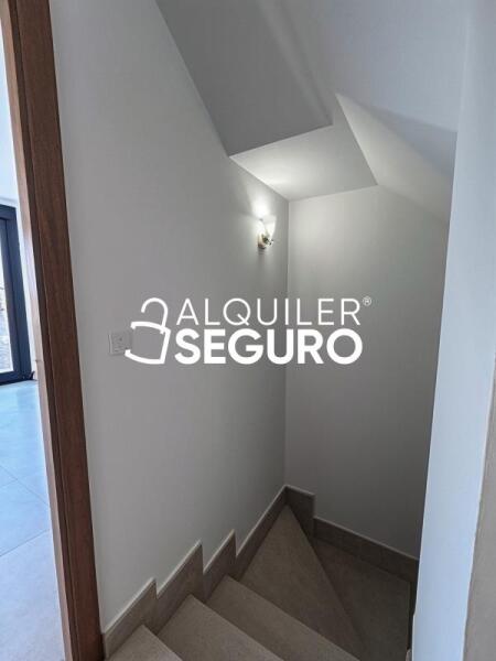 Piso en Calle Francisco Tomás y Valiente, MEJORADA DEL CAMPO MADRID