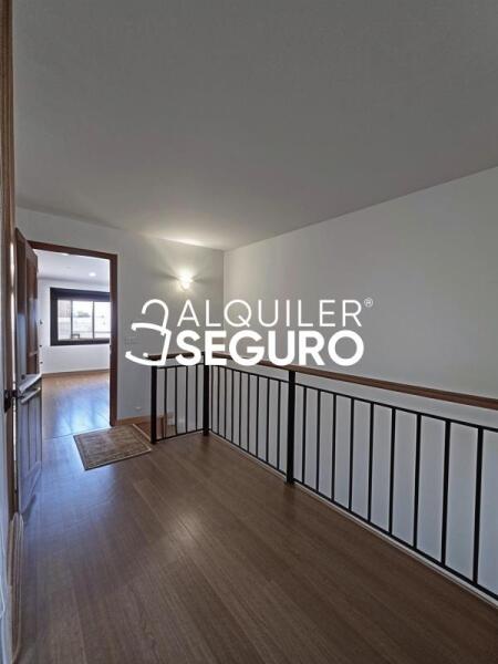 Piso en Calle Francisco Tomás y Valiente, MEJORADA DEL CAMPO MADRID