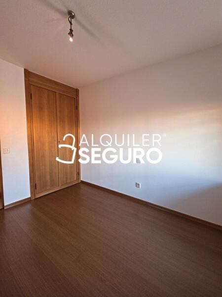 Piso en Calle Francisco Tomás y Valiente, MEJORADA DEL CAMPO MADRID