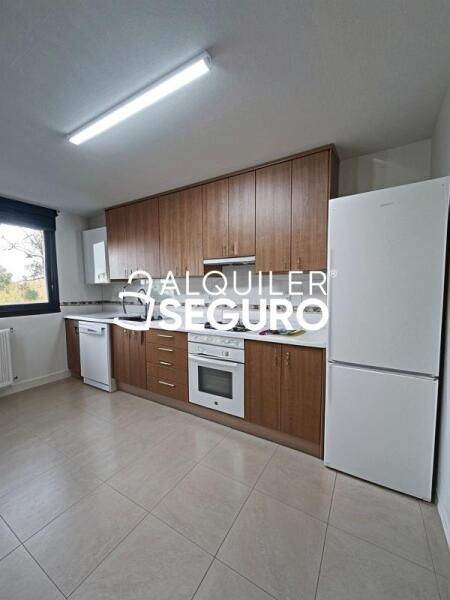 Piso en Calle Francisco Tomás y Valiente, MEJORADA DEL CAMPO MADRID