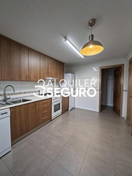 Piso en Calle Francisco Tomás y Valiente, MEJORADA DEL CAMPO MADRID