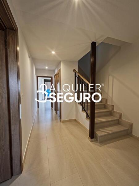 Piso en Calle Francisco Tomás y Valiente, MEJORADA DEL CAMPO MADRID