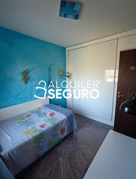 Piso en Calle Rosalia de Castro, ALCALÁ DE HENARES MADRID