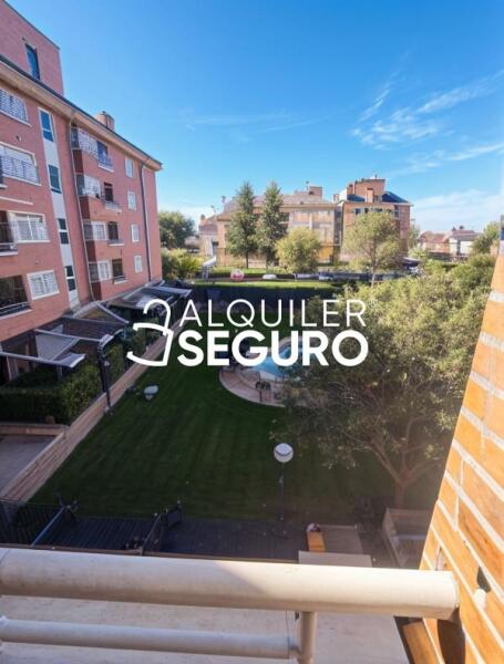 Piso en Calle Rosalia de Castro, ALCALÁ DE HENARES MADRID