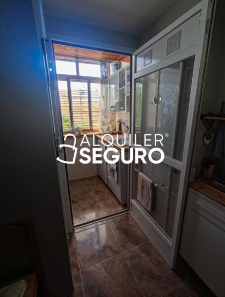 Piso en Calle Rosalia de Castro, ALCALÁ DE HENARES MADRID