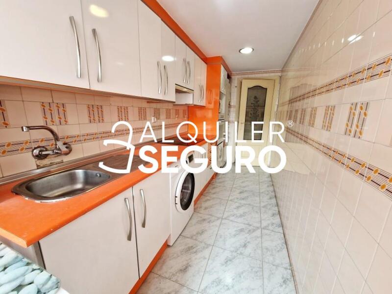 Inmueble en Avenida Europa, MADRID