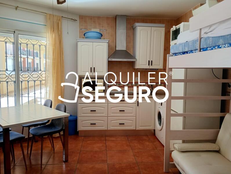 Piso en Calle niña de Oro, TORREMOLINOS MÁLAGA