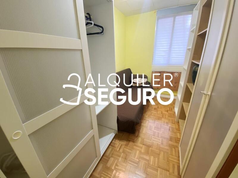 Inmueble en Calle Pedrezuela, MADRID