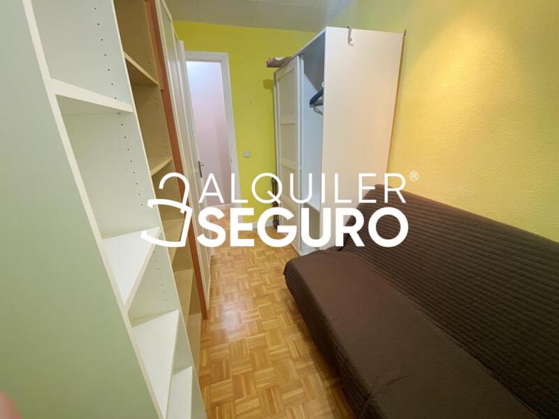 Inmueble en Calle Pedrezuela, MADRID