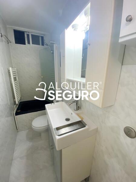 Inmueble en Calle Pedrezuela, MADRID