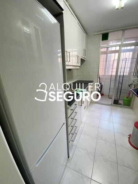 Inmueble en Calle Pedrezuela, MADRID