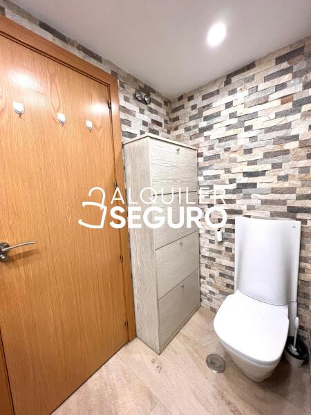 Inmueble en Calle de Valcarlos , MADRID