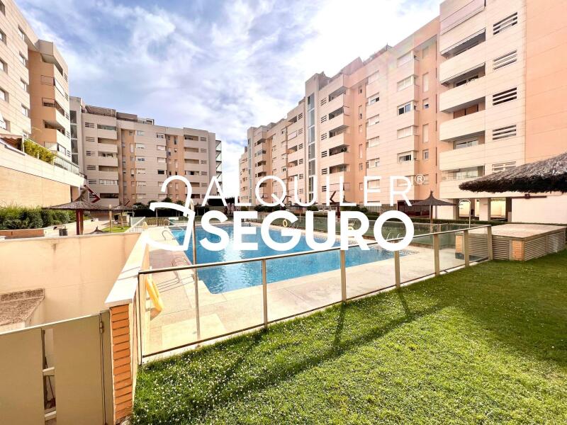 Inmueble en Calle de Valcarlos , MADRID