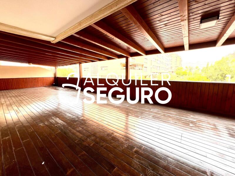 Inmueble en Calle de Valcarlos , MADRID