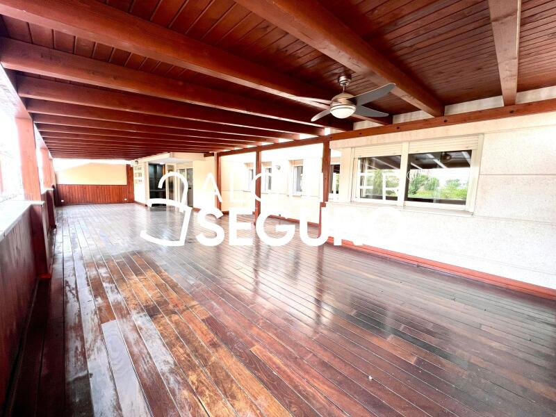 Inmueble en Calle de Valcarlos , MADRID