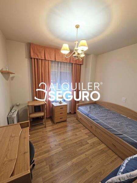 Inmueble en Calle Curas , MADRID