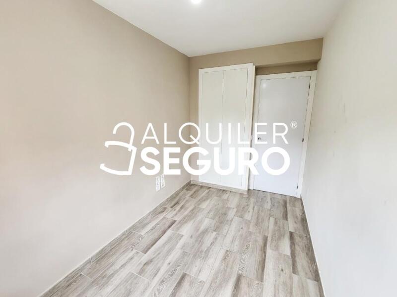 Piso en Calle Badajoz, MÓSTOLES MADRID