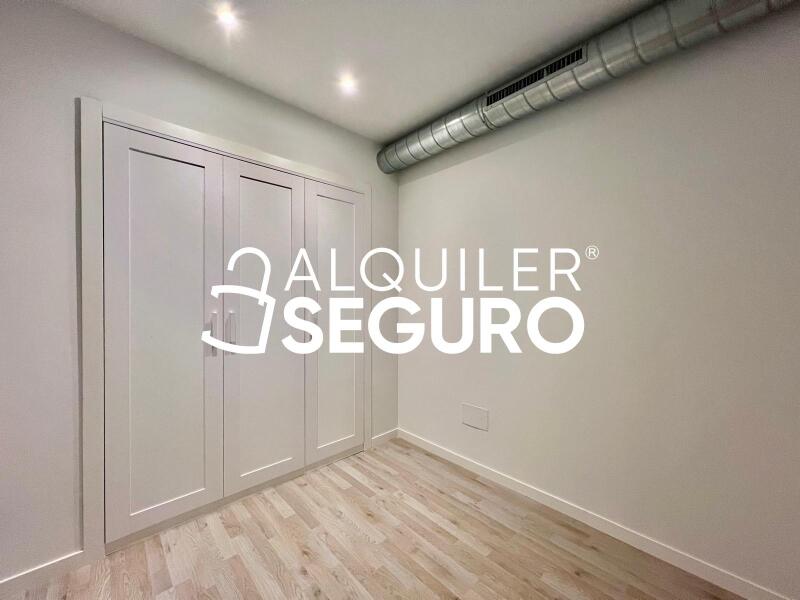 Inmueble en Avenida del Puente Cultural, MADRID