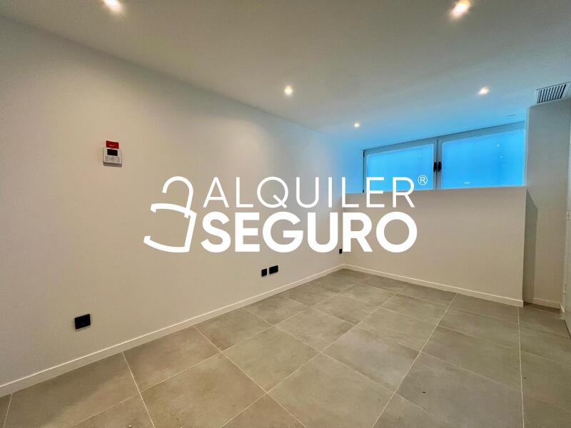 Inmueble en Avenida del Puente Cultural, MADRID