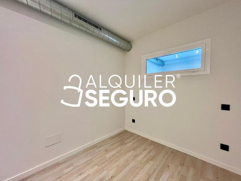 Inmueble en Avenida del Puente Cultural, MADRID