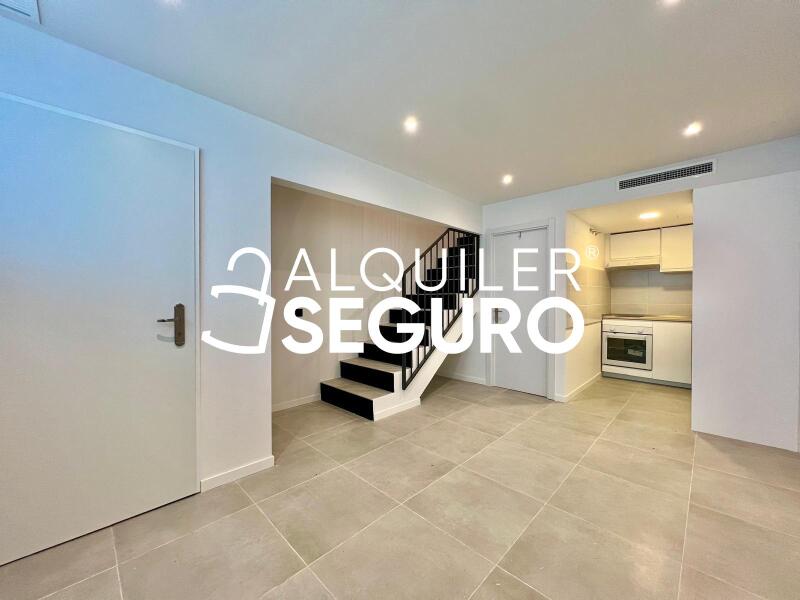 Inmueble en Avenida del Puente Cultural, MADRID