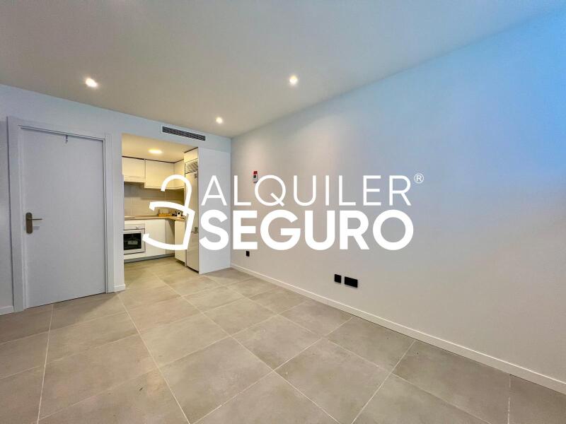 Inmueble en Avenida del Puente Cultural, MADRID