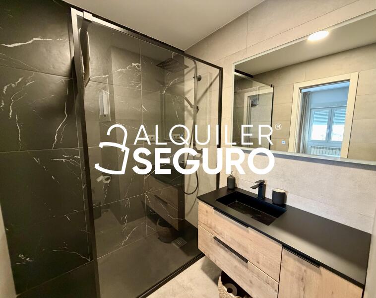 Piso en Calle Menasalbas, MADRID MADRID