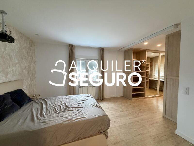 Piso en Calle Menasalbas, MADRID MADRID