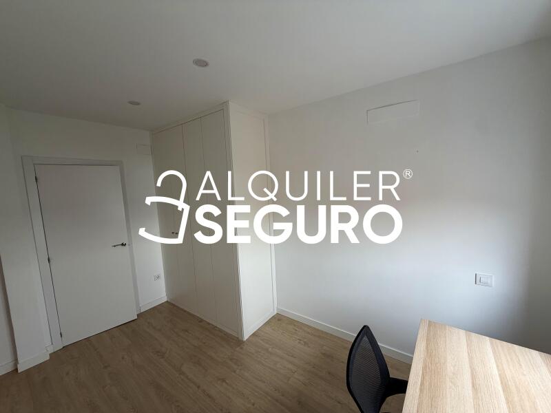 Piso en Calle Menasalbas, MADRID MADRID