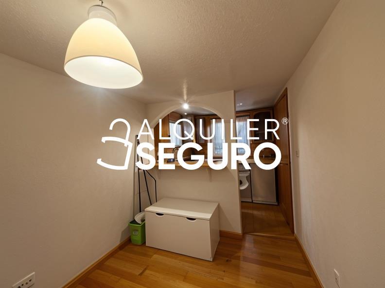 Inmueble en Calle Angel Ripoll , MADRID