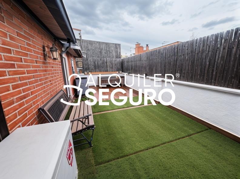 Inmueble en Calle Angel Ripoll , MADRID