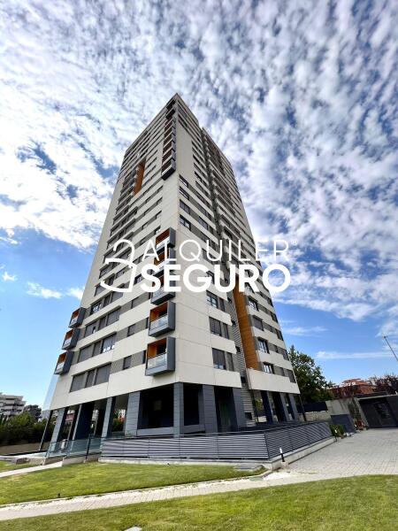 Inmueble en Calle  de Dulce Chacón, MADRID