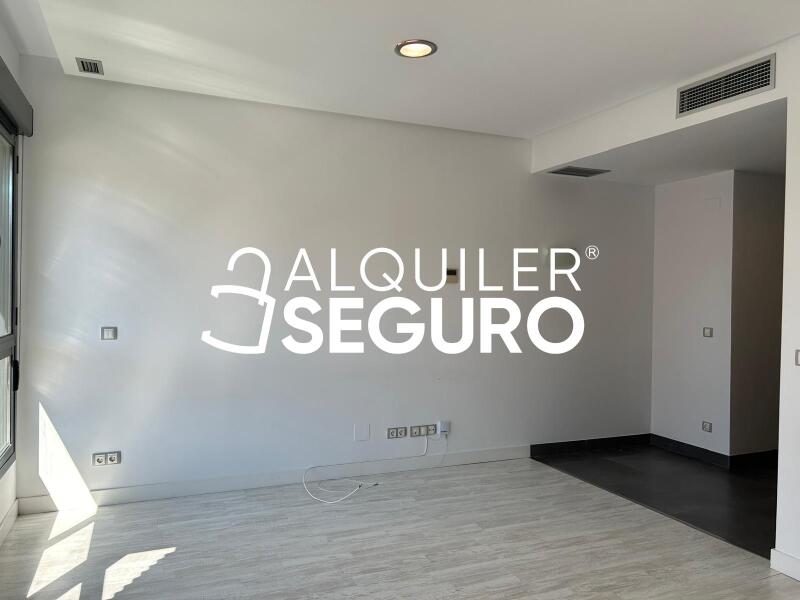 Inmueble en Calle  de Dulce Chacón, MADRID