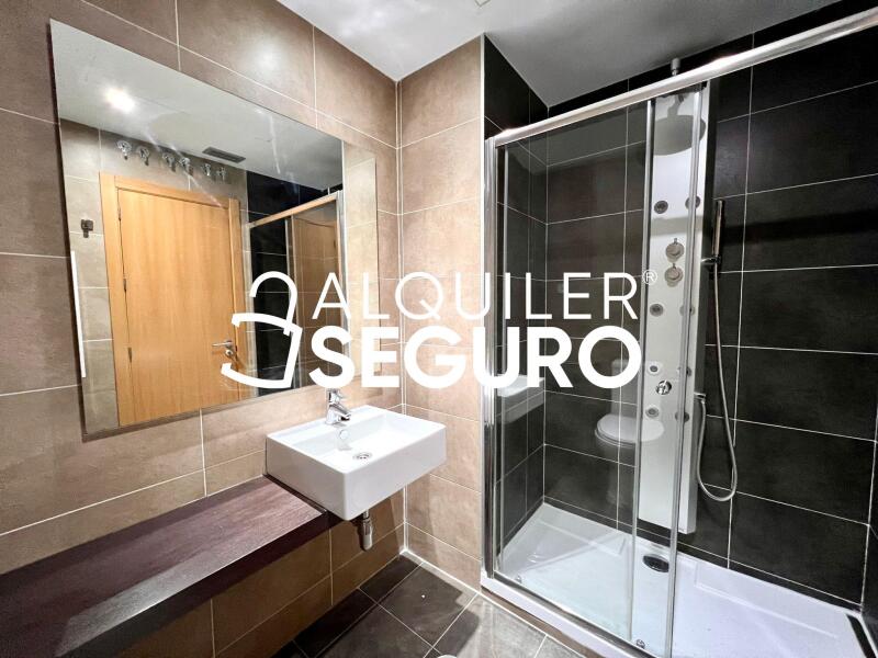 Inmueble en Calle  de Dulce Chacón, MADRID