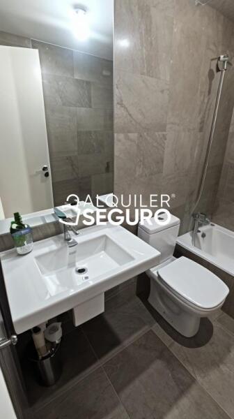 Piso en Calle Carretera Carmona, SEVILLA SEVILLA