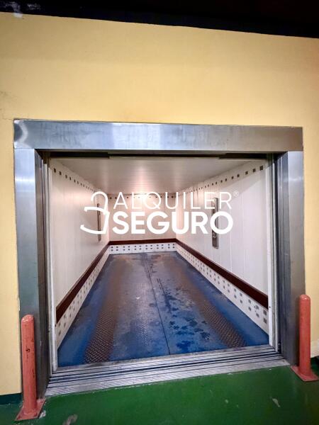 Inmueble en Calle Condes de Pinto, MADRID