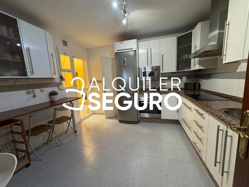 Piso en Pasaje Vicente Blanch Picot, TORREMOLINOS MÁLAGA