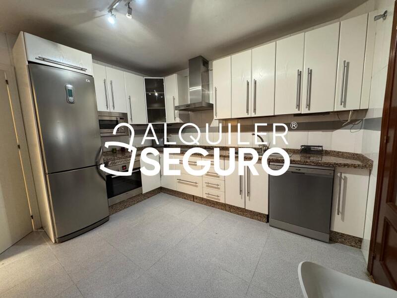 Piso en Pasaje Vicente Blanch Picot, TORREMOLINOS MÁLAGA