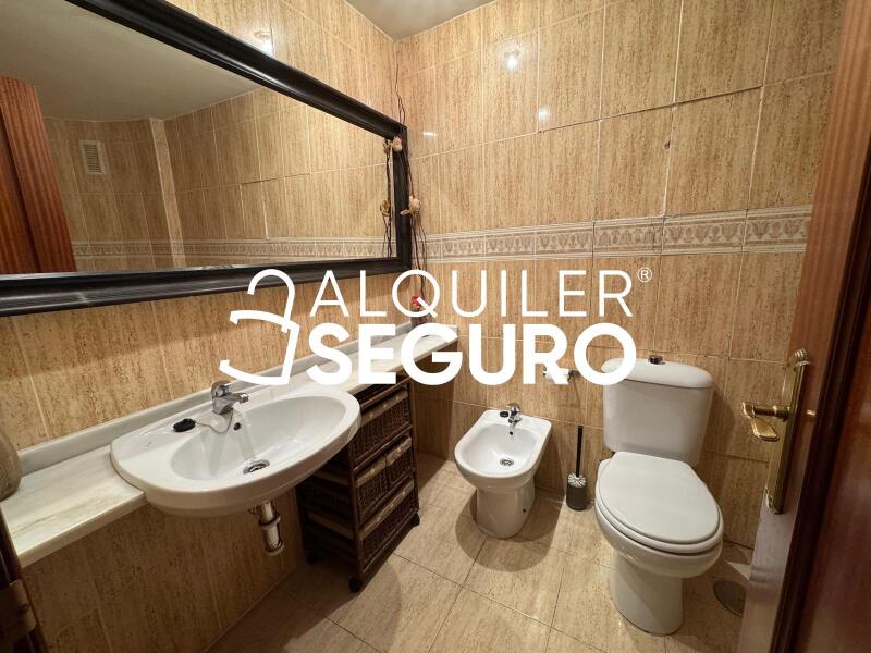 Piso en Pasaje Vicente Blanch Picot, TORREMOLINOS MÁLAGA