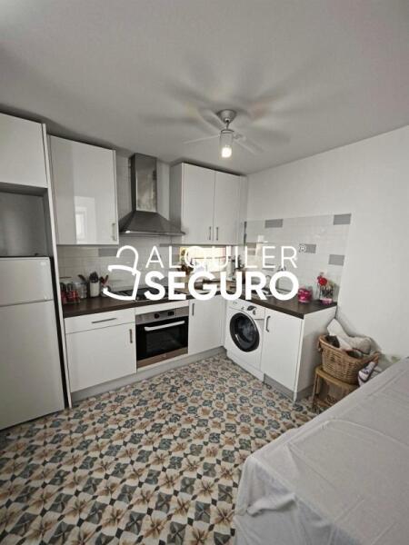 Piso en Calle  Cuesta De San antonio, GRANADA GRANADA