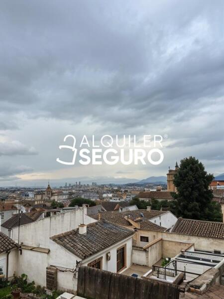 Piso en Calle  Cuesta De San antonio, GRANADA GRANADA