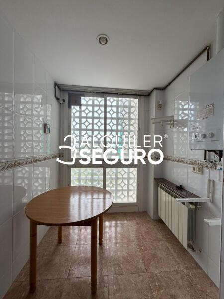 Inmueble en Calle  Jarosa II, MADRID