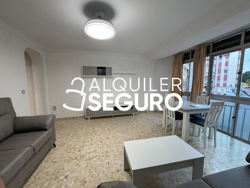 Piso en Avenida Bonaire, MÁLAGA MÁLAGA