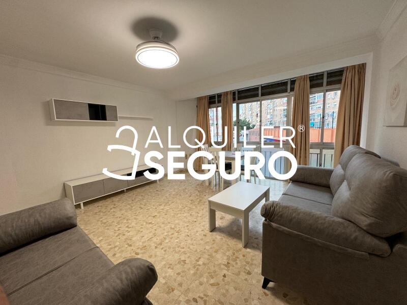 Piso en Avenida Bonaire, MÁLAGA MÁLAGA