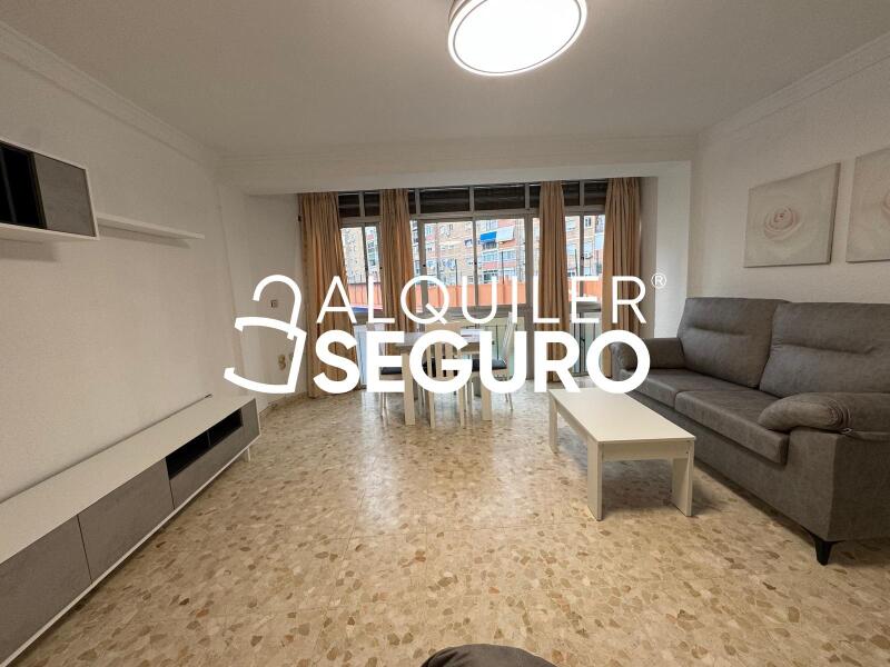 Piso en Avenida Bonaire, MÁLAGA MÁLAGA