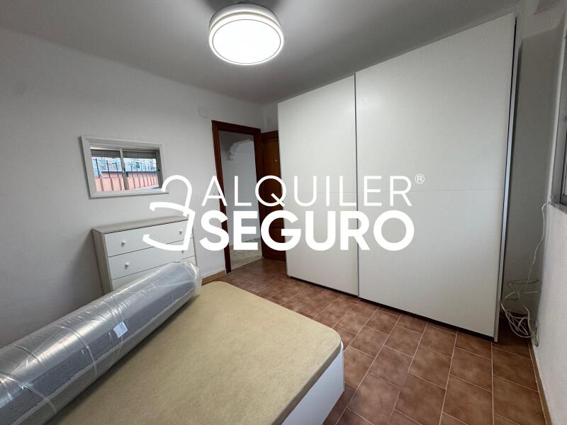 Piso en Avenida Bonaire, MÁLAGA MÁLAGA